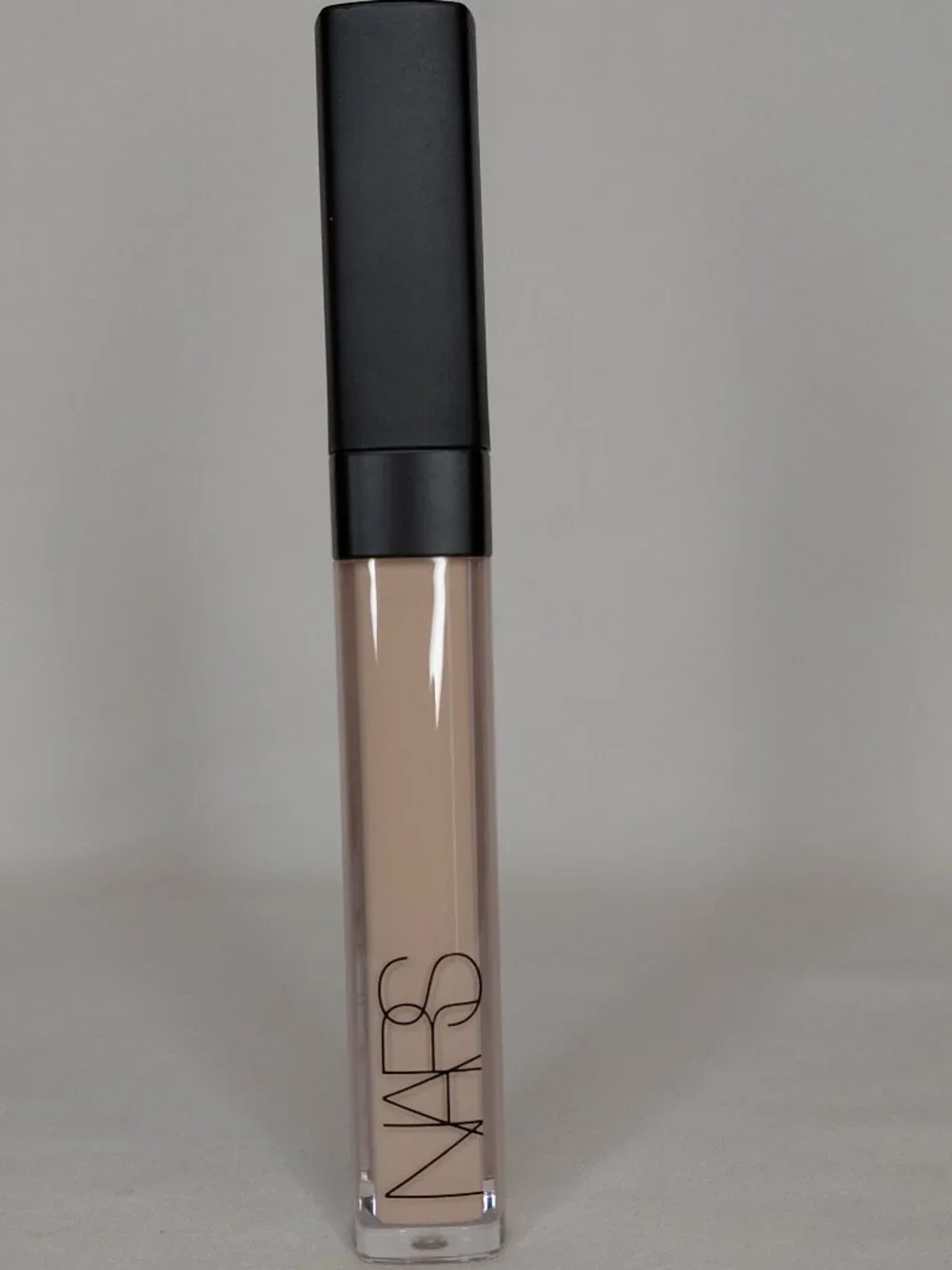 Nars Cosmetics - Radiant Creamy Concealer in Vanilla - L2